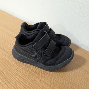 Nike Gofast Sneakers 9C
